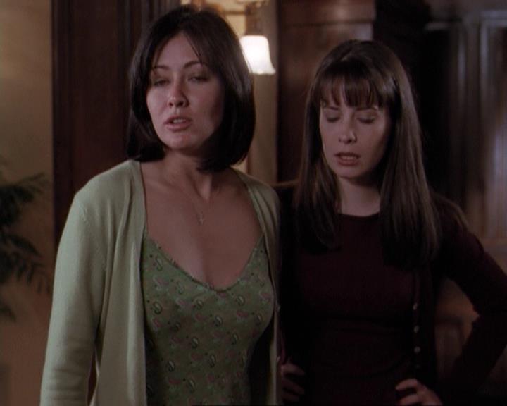 Charmed-Online-dot-net_116WichPrueIsItAnyway0109.jpg Charmed-Online-dot-net_116WichPrueIsItAnyway0109.jpg