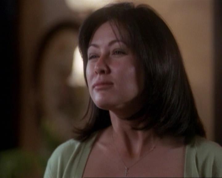 Charmed-Online-dot-net_116WichPrueIsItAnyway0136.jpg Charmed-Online-dot-net_116WichPrueIsItAnyway0136.jpg