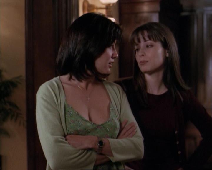 Charmed-Online-dot-net_116WichPrueIsItAnyway0153.jpg Charmed-Online-dot-net_116WichPrueIsItAnyway0153.jpg