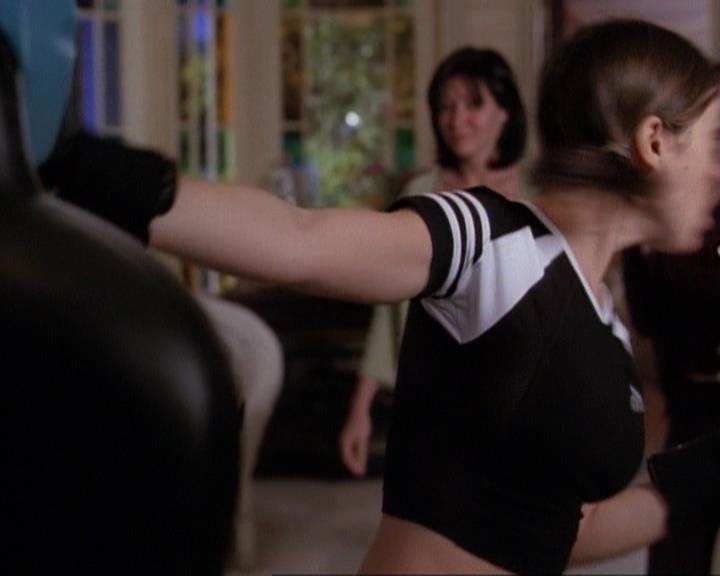 Charmed-Online-dot-net_116WichPrueIsItAnyway0164.jpg Charmed-Online-dot-net_116WichPrueIsItAnyway0164.jpg