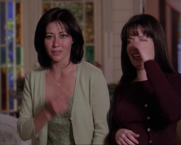 Charmed-Online-dot-net_116WichPrueIsItAnyway0174.jpg Charmed-Online-dot-net_116WichPrueIsItAnyway0174.jpg