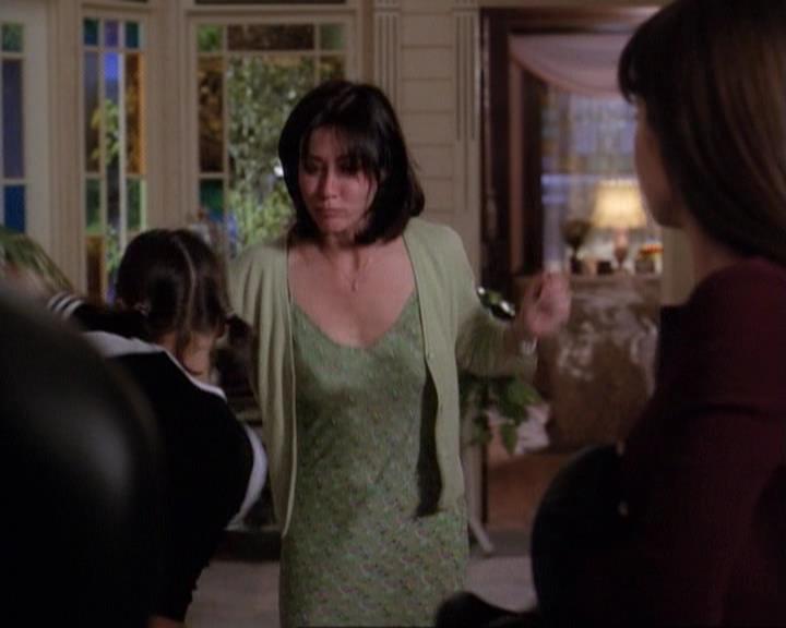 Charmed-Online-dot-net_116WichPrueIsItAnyway0215.jpg Charmed-Online-dot-net_116WichPrueIsItAnyway0215.jpg