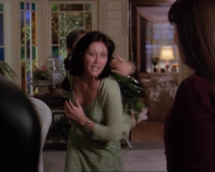 Charmed-Online-dot-net_116WichPrueIsItAnyway0216.jpg Charmed-Online-dot-net_116WichPrueIsItAnyway0216.jpg