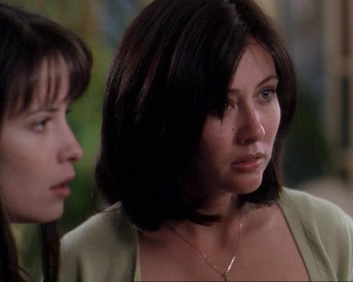 Charmed-Online-dot-net_116WichPrueIsItAnyway0240.jpg Charmed-Online-dot-net_116WichPrueIsItAnyway0240.jpg