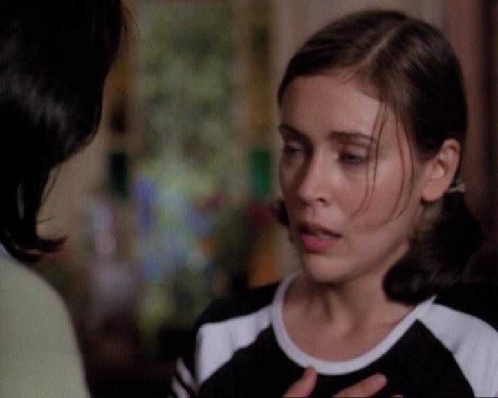 Charmed-Online-dot-net_116WichPrueIsItAnyway0241.jpg Charmed-Online-dot-net_116WichPrueIsItAnyway0241.jpg