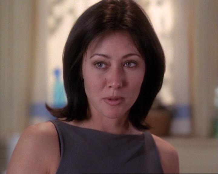 Charmed-Online-dot-net_116WichPrueIsItAnyway0380.jpg Charmed-Online-dot-net_116WichPrueIsItAnyway0380.jpg