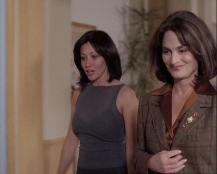Charmed-Online-dot-net_116WichPrueIsItAnyway0435.jpg