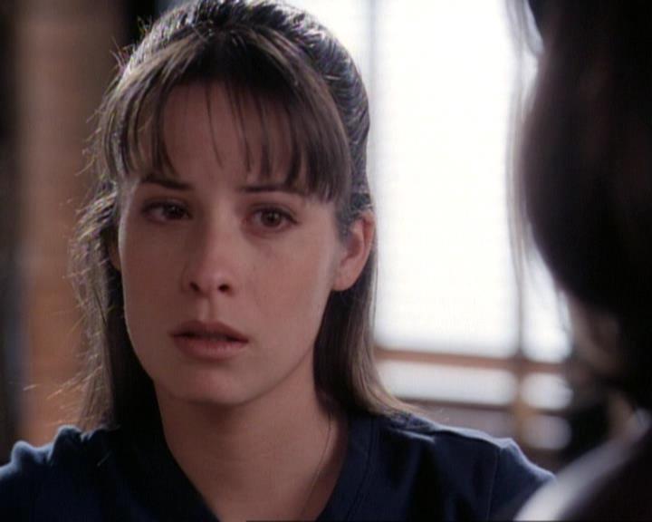 Charmed-Online-dot-net_116WichPrueIsItAnyway0553.jpg