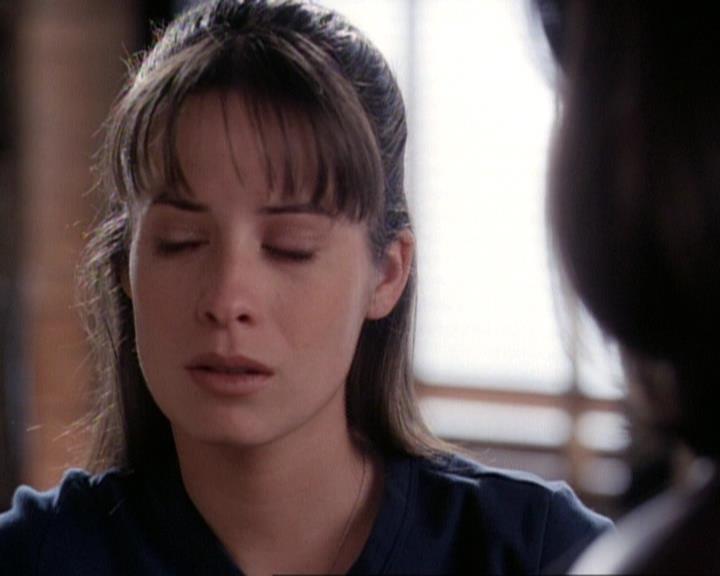 Charmed-Online-dot-net_116WichPrueIsItAnyway0554.jpg