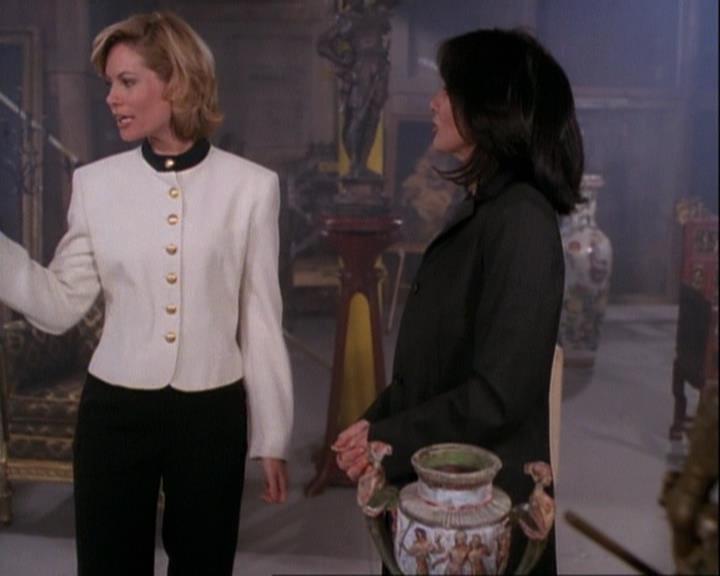 Charmed-Online-dot-net_116WichPrueIsItAnyway0640.jpg Charmed-Online-dot-net_116WichPrueIsItAnyway0640.jpg