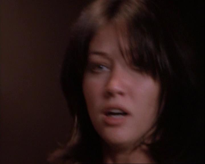 Charmed-Online-dot-net_116WichPrueIsItAnyway0695.jpg Charmed-Online-dot-net_116WichPrueIsItAnyway0695.jpg