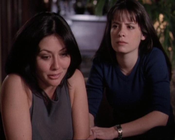 Charmed-Online-dot-net_116WichPrueIsItAnyway0777.jpg Charmed-Online-dot-net_116WichPrueIsItAnyway0777.jpg