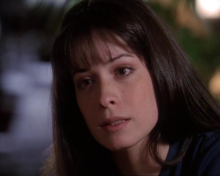 Charmed-Online-dot-net_116WichPrueIsItAnyway0846.jpg