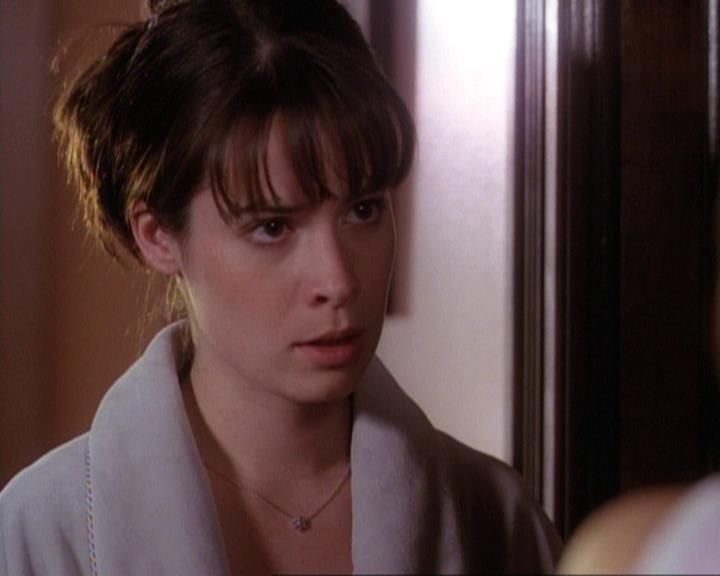 Charmed-Online-dot-net_116WichPrueIsItAnyway0913.jpg