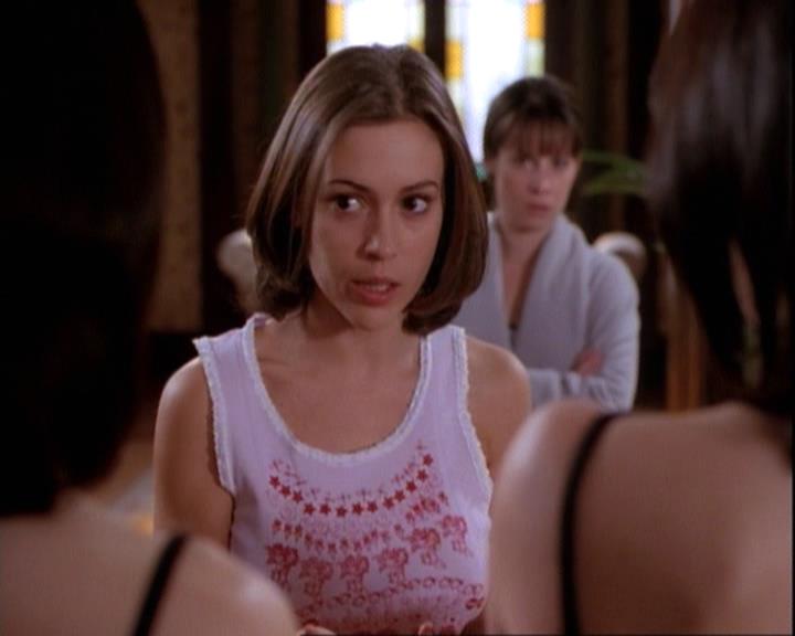 Charmed-Online-dot-net_116WichPrueIsItAnyway0972.jpg Charmed-Online-dot-net_116WichPrueIsItAnyway0972.jpg