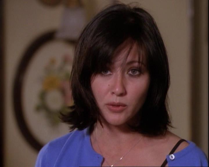 Charmed-Online-dot-net_116WichPrueIsItAnyway0990.jpg Charmed-Online-dot-net_116WichPrueIsItAnyway0990.jpg