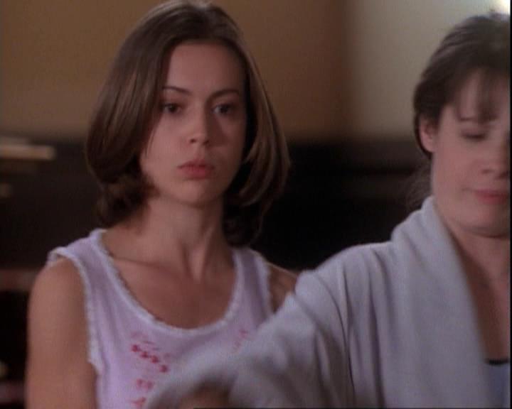 Charmed-Online-dot-net_116WichPrueIsItAnyway1039.jpg Charmed-Online-dot-net_116WichPrueIsItAnyway1039.jpg