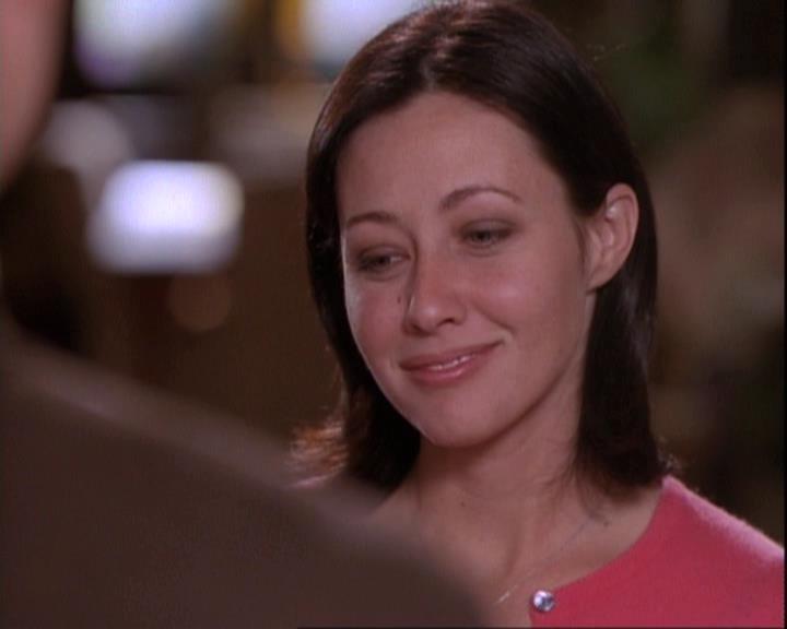 Charmed-Online-dot-net_116WichPrueIsItAnyway1086.jpg Charmed-Online-dot-net_116WichPrueIsItAnyway1086.jpg