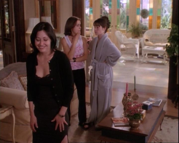 Charmed-Online-dot-net_116WichPrueIsItAnyway1099.jpg Charmed-Online-dot-net_116WichPrueIsItAnyway1099.jpg