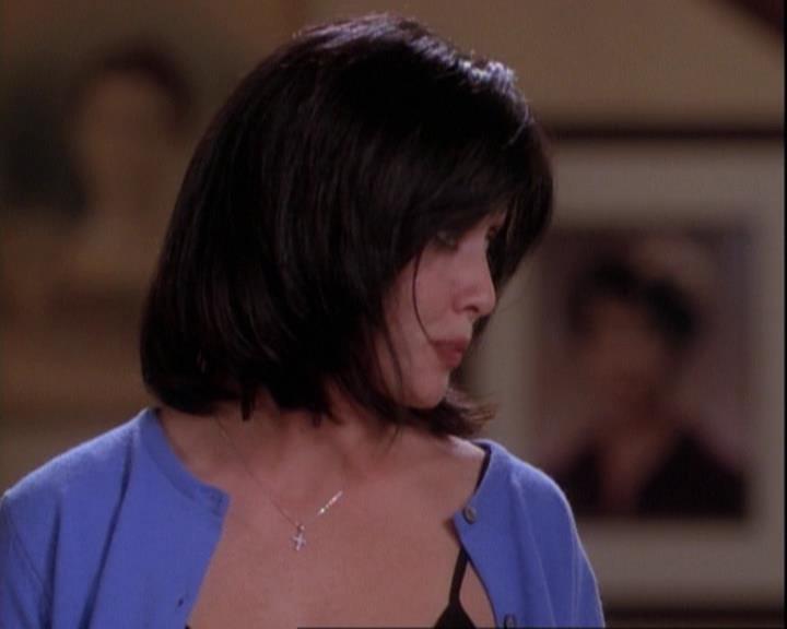 Charmed-Online-dot-net_116WichPrueIsItAnyway1113.jpg Charmed-Online-dot-net_116WichPrueIsItAnyway1113.jpg