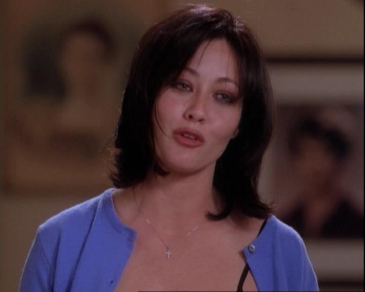 Charmed-Online-dot-net_116WichPrueIsItAnyway1124.jpg Charmed-Online-dot-net_116WichPrueIsItAnyway1124.jpg