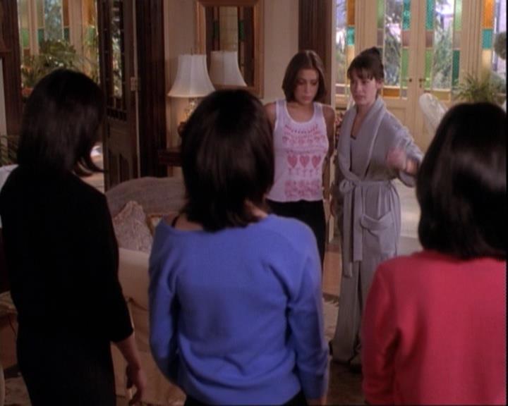 Charmed-Online-dot-net_116WichPrueIsItAnyway1150.jpg Charmed-Online-dot-net_116WichPrueIsItAnyway1150.jpg