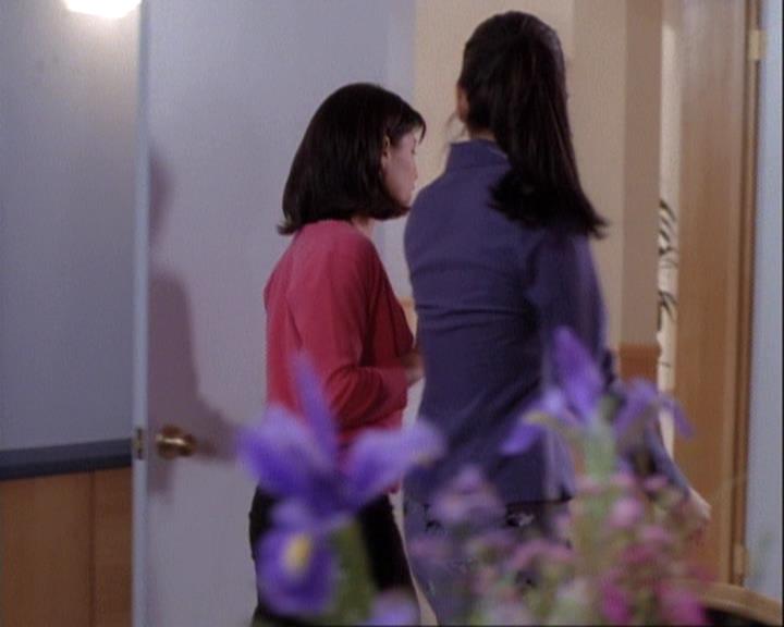 Charmed-Online-dot-net_116WichPrueIsItAnyway1200.jpg Charmed-Online-dot-net_116WichPrueIsItAnyway1200.jpg