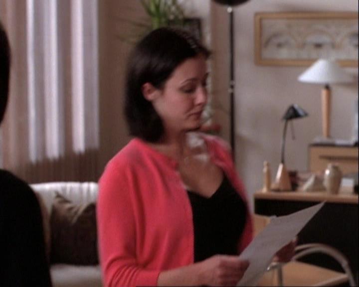 Charmed-Online-dot-net_116WichPrueIsItAnyway1213.jpg Charmed-Online-dot-net_116WichPrueIsItAnyway1213.jpg