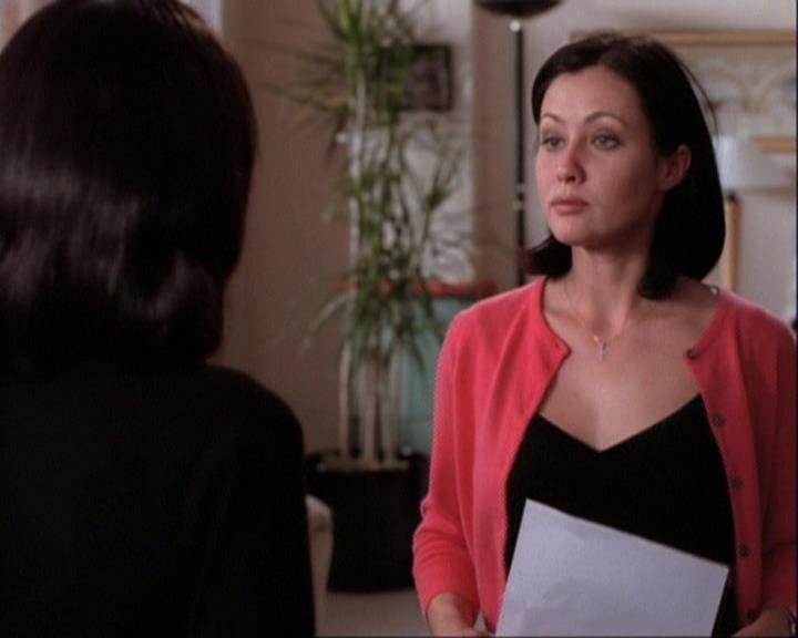 Charmed-Online-dot-net_116WichPrueIsItAnyway1214.jpg Charmed-Online-dot-net_116WichPrueIsItAnyway1214.jpg