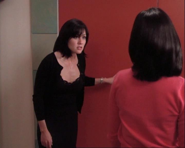 Charmed-Online-dot-net_116WichPrueIsItAnyway1281.jpg Charmed-Online-dot-net_116WichPrueIsItAnyway1281.jpg