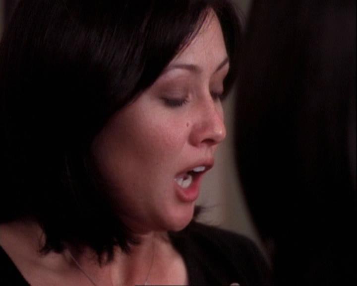 Charmed-Online-dot-net_116WichPrueIsItAnyway1290.jpg Charmed-Online-dot-net_116WichPrueIsItAnyway1290.jpg