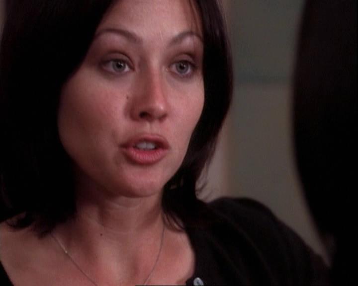 Charmed-Online-dot-net_116WichPrueIsItAnyway1291.jpg Charmed-Online-dot-net_116WichPrueIsItAnyway1291.jpg