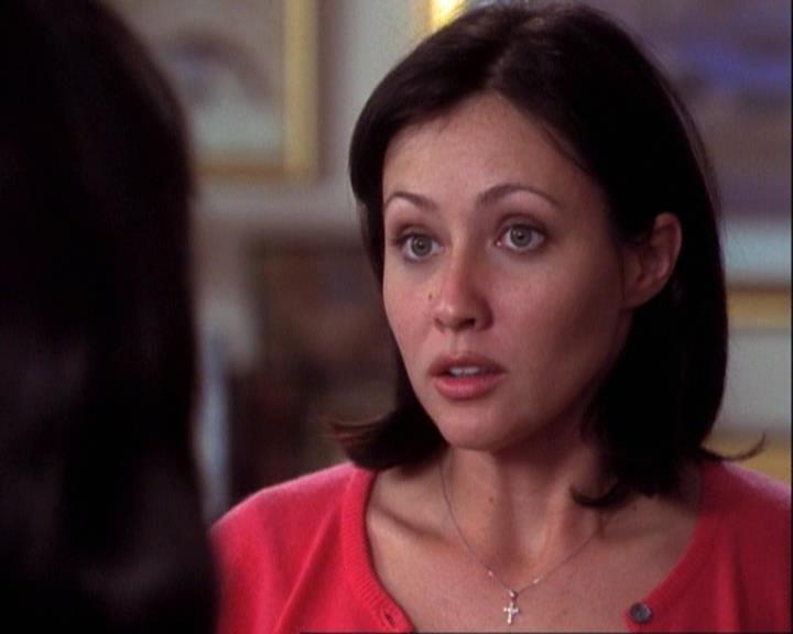 Charmed-Online-dot-net_116WichPrueIsItAnyway1295.jpg Charmed-Online-dot-net_116WichPrueIsItAnyway1295.jpg