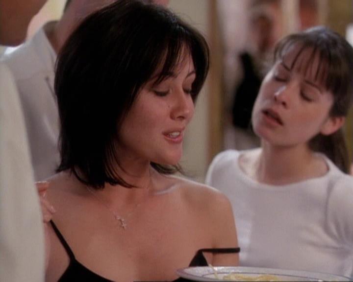 Charmed-Online-dot-net_116WichPrueIsItAnyway1393.jpg Charmed-Online-dot-net_116WichPrueIsItAnyway1393.jpg