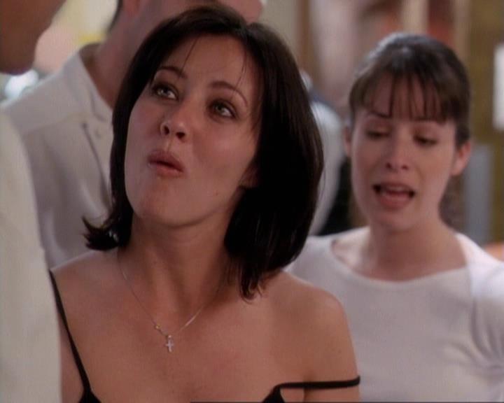 Charmed-Online-dot-net_116WichPrueIsItAnyway1397.jpg Charmed-Online-dot-net_116WichPrueIsItAnyway1397.jpg