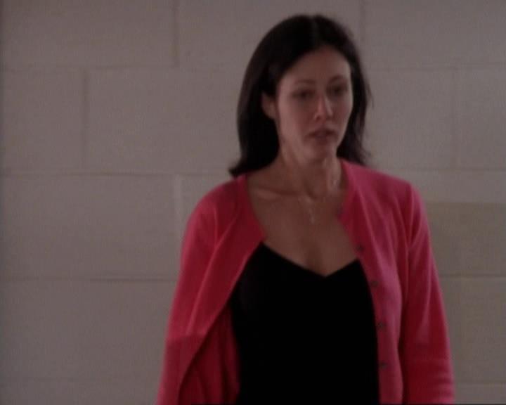 Charmed-Online-dot-net_116WichPrueIsItAnyway1445.jpg Charmed-Online-dot-net_116WichPrueIsItAnyway1445.jpg