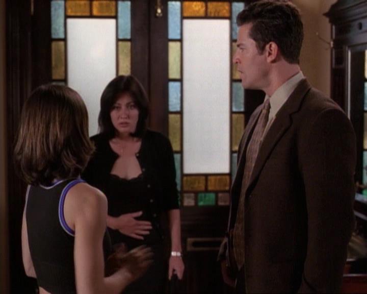 Charmed-Online-dot-net_116WichPrueIsItAnyway1640.jpg Charmed-Online-dot-net_116WichPrueIsItAnyway1640.jpg