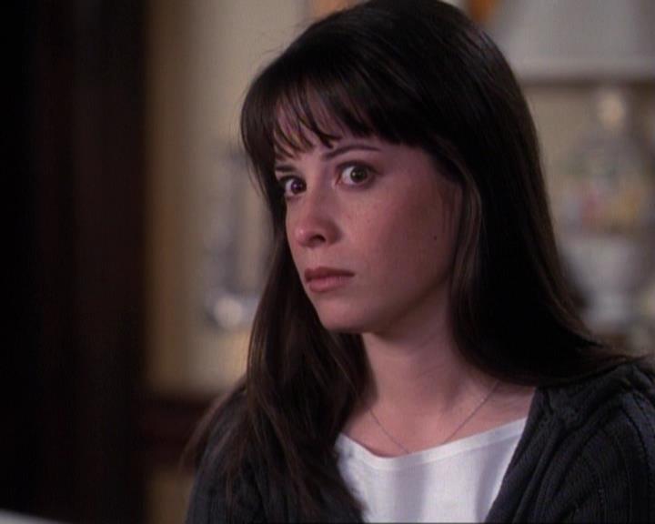 Charmed-Online-dot-net_116WichPrueIsItAnyway1749.jpg