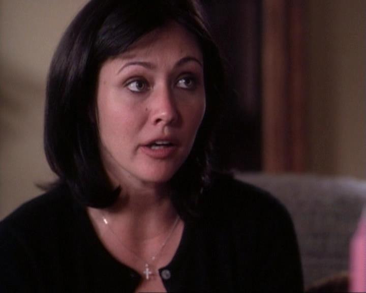 Charmed-Online-dot-net_116WichPrueIsItAnyway1788.jpg Charmed-Online-dot-net_116WichPrueIsItAnyway1788.jpg