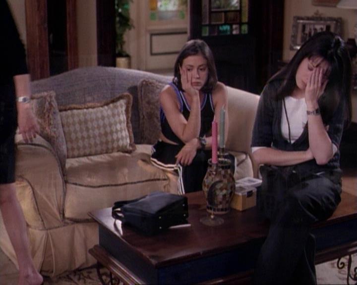 Charmed-Online-dot-net_116WichPrueIsItAnyway1810.jpg Charmed-Online-dot-net_116WichPrueIsItAnyway1810.jpg
