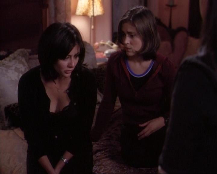 Charmed-Online-dot-net_116WichPrueIsItAnyway1911.jpg Charmed-Online-dot-net_116WichPrueIsItAnyway1911.jpg