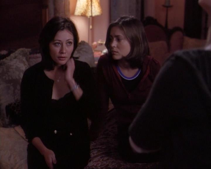 Charmed-Online-dot-net_116WichPrueIsItAnyway1924.jpg Charmed-Online-dot-net_116WichPrueIsItAnyway1924.jpg