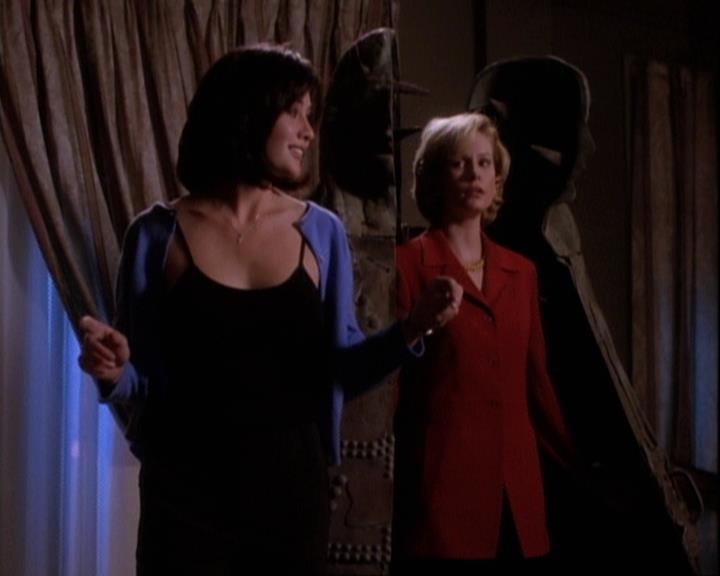 Charmed-Online-dot-net_116WichPrueIsItAnyway1962.jpg Charmed-Online-dot-net_116WichPrueIsItAnyway1962.jpg