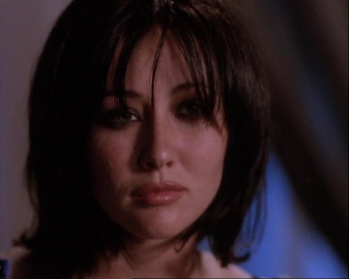 Charmed-Online-dot-net_116WichPrueIsItAnyway1994.jpg