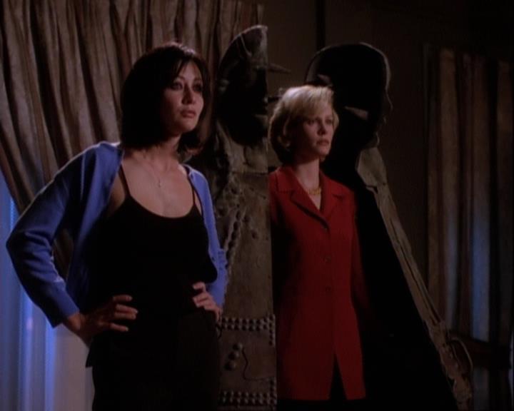 Charmed-Online-dot-net_116WichPrueIsItAnyway2003.jpg