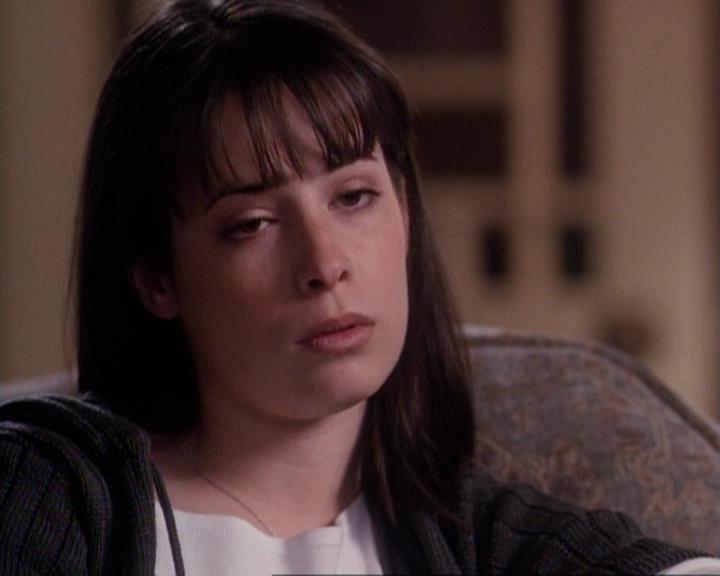 Charmed-Online-dot-net_116WichPrueIsItAnyway2071.jpg Charmed-Online-dot-net_116WichPrueIsItAnyway2071.jpg