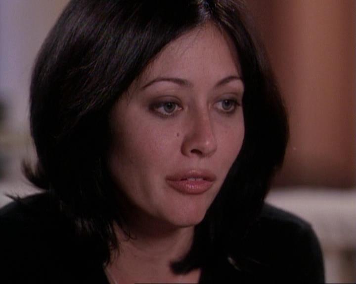 Charmed-Online-dot-net_116WichPrueIsItAnyway2080.jpg Charmed-Online-dot-net_116WichPrueIsItAnyway2080.jpg