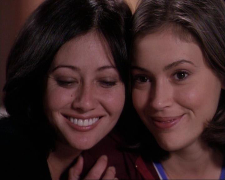 Charmed-Online-dot-net_116WichPrueIsItAnyway2090.jpg Charmed-Online-dot-net_116WichPrueIsItAnyway2090.jpg