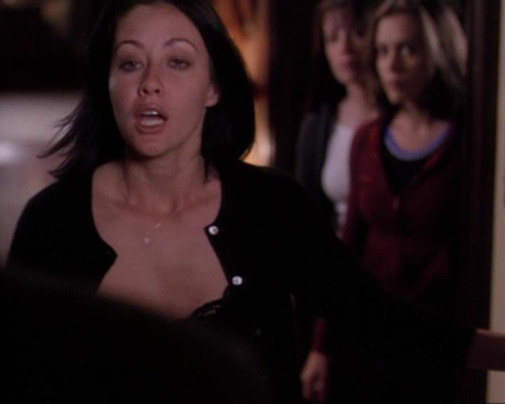 Charmed-Online-dot-net_116WichPrueIsItAnyway2249.jpg Charmed-Online-dot-net_116WichPrueIsItAnyway2249.jpg