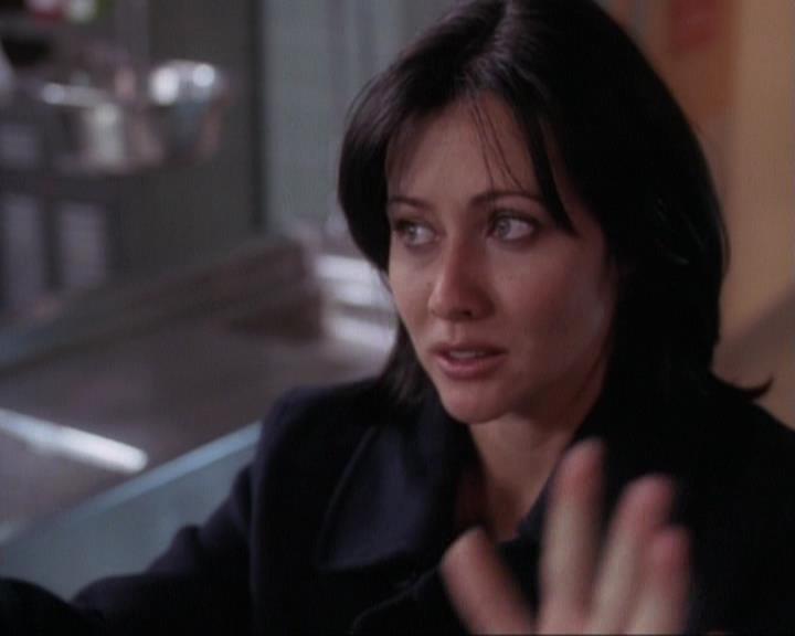 Charmed-Online-dot-net_116WichPrueIsItAnyway2295.jpg Charmed-Online-dot-net_116WichPrueIsItAnyway2295.jpg